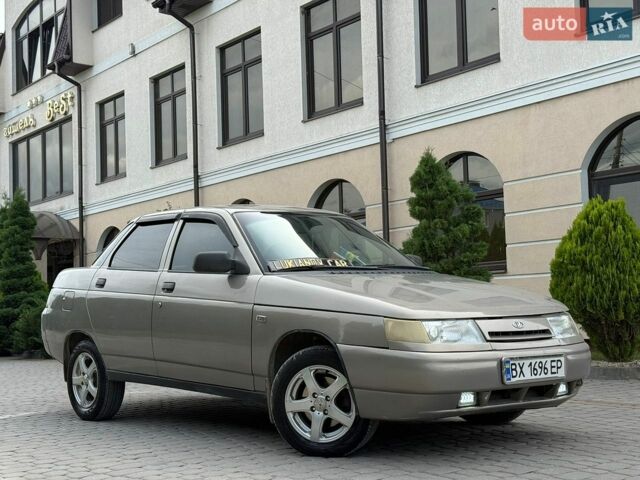 Бежевий ВАЗ 2110, об'ємом двигуна 1.6 л та пробігом 220 тис. км за 2299 $, фото 1 на Automoto.ua