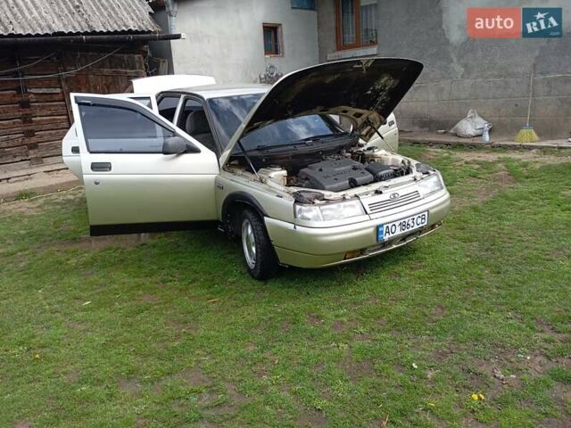 Бежевий ВАЗ 2110, об'ємом двигуна 1.6 л та пробігом 170 тис. км за 2700 $, фото 1 на Automoto.ua