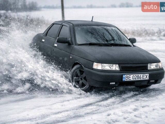 Черный ВАЗ 2110, объемом двигателя 1.5 л и пробегом 305 тыс. км за 2500 $, фото 1 на Automoto.ua