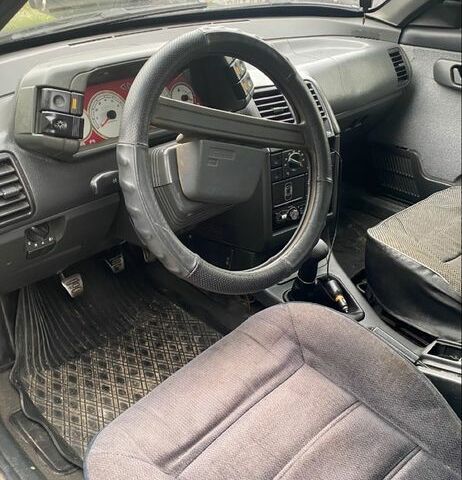 Черный ВАЗ 2110, объемом двигателя 1.5 л и пробегом 180 тыс. км за 700 $, фото 1 на Automoto.ua
