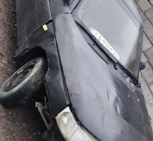 Черный ВАЗ 2110, объемом двигателя 1.5 л и пробегом 330 тыс. км за 355 $, фото 1 на Automoto.ua