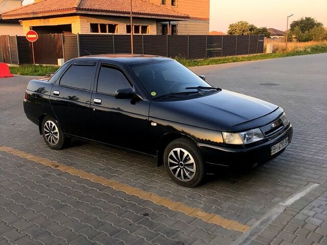Чорний ВАЗ 2110, об'ємом двигуна 1.6 л та пробігом 200 тис. км за 2450 $, фото 1 на Automoto.ua