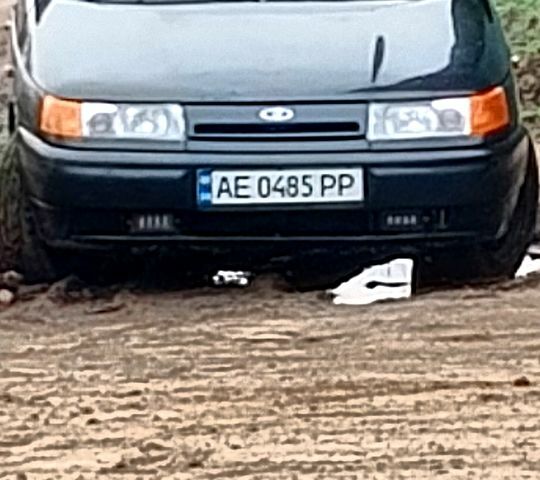 Черный ВАЗ 2110, объемом двигателя 1.6 л и пробегом 192 тыс. км за 1400 $, фото 1 на Automoto.ua