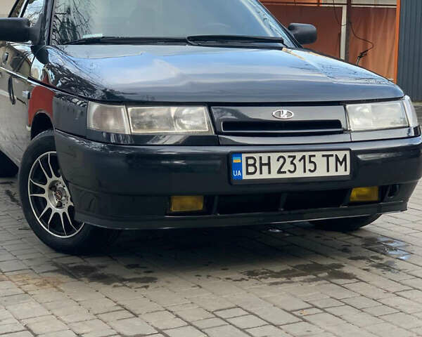 Чорний ВАЗ 2110, об'ємом двигуна 1.6 л та пробігом 176 тис. км за 2600 $, фото 1 на Automoto.ua