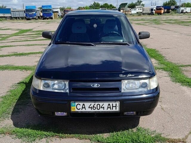 Черный ВАЗ 2110, объемом двигателя 1.6 л и пробегом 201 тыс. км за 2700 $, фото 1 на Automoto.ua