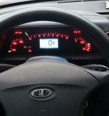 Чорний ВАЗ 2110, об'ємом двигуна 1.6 л та пробігом 320 тис. км за 1000 $, фото 1 на Automoto.ua