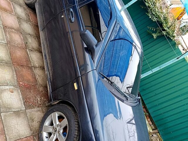 Черный ВАЗ 2110, объемом двигателя 1.6 л и пробегом 28100 тыс. км за 2500 $, фото 1 на Automoto.ua