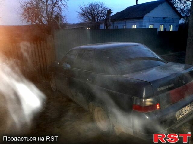 Черный ВАЗ 2110, объемом двигателя 1.6 л и пробегом 300 тыс. км за 900 $, фото 1 на Automoto.ua