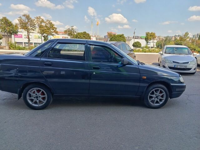 Черный ВАЗ 2110, объемом двигателя 1 л и пробегом 180 тыс. км за 1927 $, фото 1 на Automoto.ua
