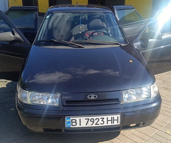 Чорний ВАЗ 2110, об'ємом двигуна 1.6 л та пробігом 182 тис. км за 2400 $, фото 1 на Automoto.ua