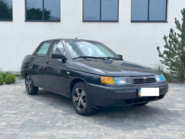 Черный ВАЗ 2110, объемом двигателя 1.6 л и пробегом 188 тыс. км за 950 $, фото 1 на Automoto.ua
