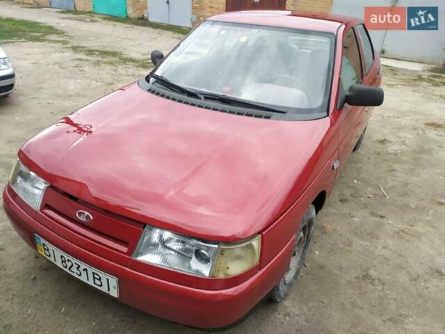 Красный ВАЗ 2110, объемом двигателя 1.5 л и пробегом 218 тыс. км за 2350 $, фото 1 на Automoto.ua