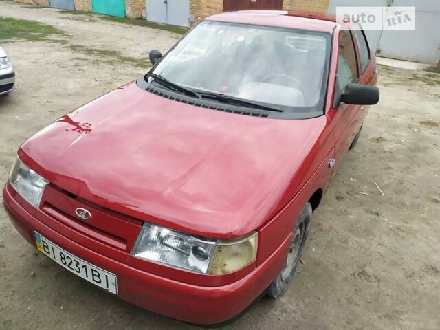 Красный ВАЗ 2110, объемом двигателя 1.5 л и пробегом 200 тыс. км за 2500 $, фото 1 на Automoto.ua