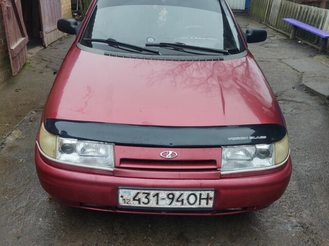 Красный ВАЗ 2110, объемом двигателя 8 л и пробегом 299 тыс. км за 1400 $, фото 1 на Automoto.ua