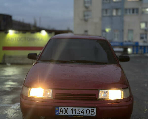 Красный ВАЗ 2110, объемом двигателя 1.5 л и пробегом 270 тыс. км за 1200 $, фото 1 на Automoto.ua