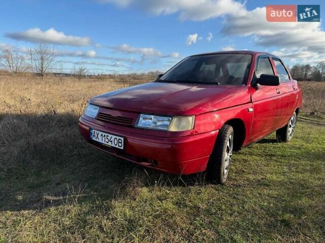 Красный ВАЗ 2110, объемом двигателя 1.5 л и пробегом 350 тыс. км за 1250 $, фото 1 на Automoto.ua