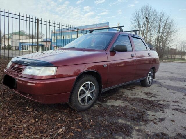 Красный ВАЗ 2110, объемом двигателя 1.5 л и пробегом 320 тыс. км за 2000 $, фото 1 на Automoto.ua