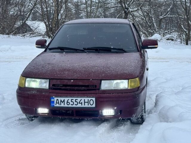 Красный ВАЗ 2110, объемом двигателя 1.6 л и пробегом 188 тыс. км за 1400 $, фото 1 на Automoto.ua