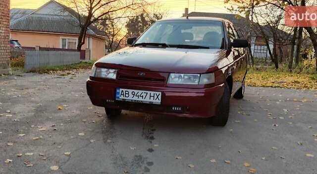 Красный ВАЗ 2110, объемом двигателя 1.5 л и пробегом 100 тыс. км за 1650 $, фото 1 на Automoto.ua
