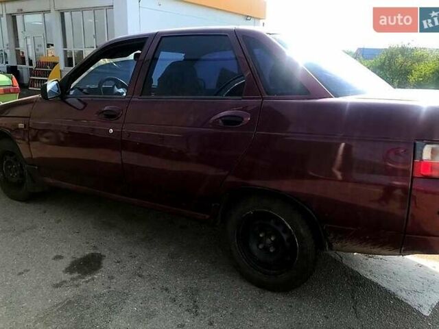 Красный ВАЗ 2110, объемом двигателя 1.6 л и пробегом 200 тыс. км за 2000 $, фото 1 на Automoto.ua
