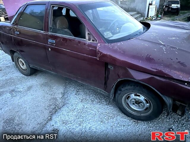 ВАЗ 2110 2005 в Николаеве на Automoto.ua Красный ВАЗ 2110, объемом двигателя 1.5 л и пробегом 100 тыс. км за 1000 $, фото 1 на Automoto.ua