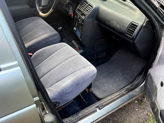 ВАЗ 2110, объемом двигателя 1.5 л и пробегом 258 тыс. км за 1050 $, фото 1 на Automoto.ua