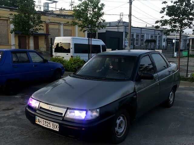 ВАЗ 2110, объемом двигателя 1.6 л и пробегом 221 тыс. км за 940 $, фото 1 на Automoto.ua