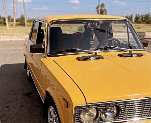 Желтый ВАЗ 2110, объемом двигателя 1.5 л и пробегом 1 тыс. км за 499 $, фото 1 на Automoto.ua