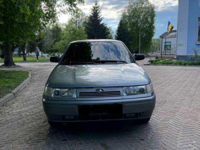 Серый ВАЗ 2110, объемом двигателя 0 л и пробегом 130 тыс. км за 3300 $, фото 1 на Automoto.ua