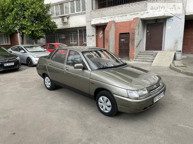 Серый ВАЗ 2110, объемом двигателя 1.5 л и пробегом 140 тыс. км за 2000 $, фото 1 на Automoto.ua