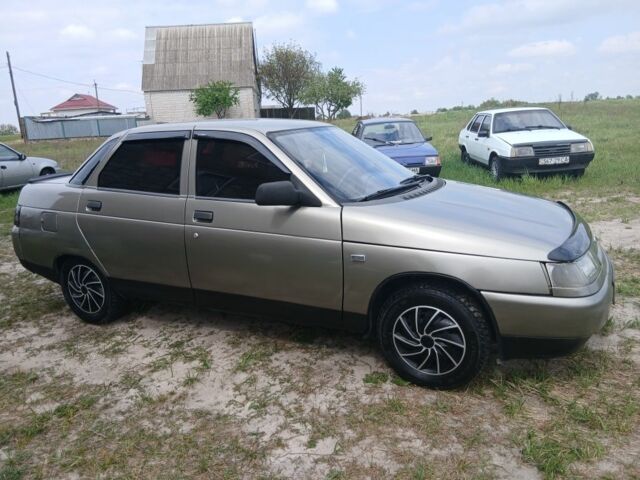 Сірий ВАЗ 2110, об'ємом двигуна 1.5 л та пробігом 200 тис. км за 1400 $, фото 1 на Automoto.ua