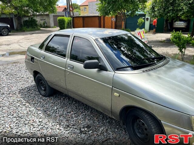 Серый ВАЗ 2110, объемом двигателя 1.5 л и пробегом 150 тыс. км за 999 $, фото 1 на Automoto.ua