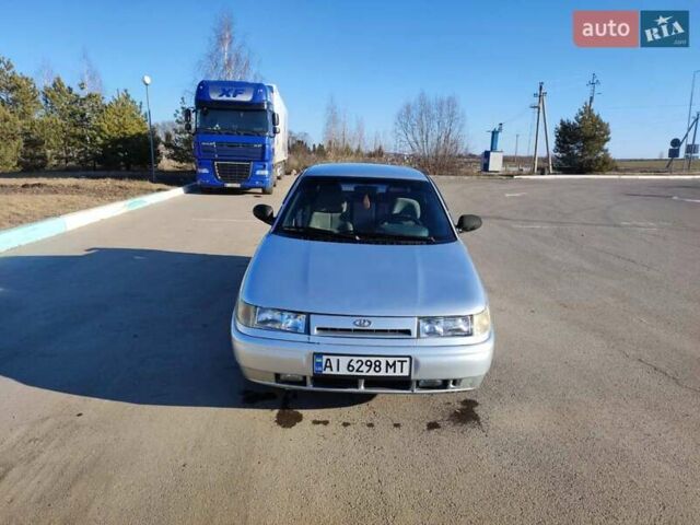 Серый ВАЗ 2110, объемом двигателя 1.5 л и пробегом 280 тыс. км за 2300 $, фото 1 на Automoto.ua