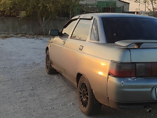 Серый ВАЗ 2110, объемом двигателя 1.5 л и пробегом 232 тыс. км за 950 $, фото 1 на Automoto.ua