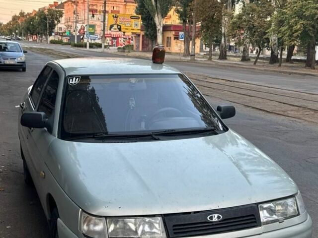 Серый ВАЗ 2110, объемом двигателя 1.5 л и пробегом 329 тыс. км за 1250 $, фото 1 на Automoto.ua