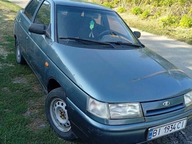 Серый ВАЗ 2110, объемом двигателя 1.5 л и пробегом 300 тыс. км за 1500 $, фото 1 на Automoto.ua