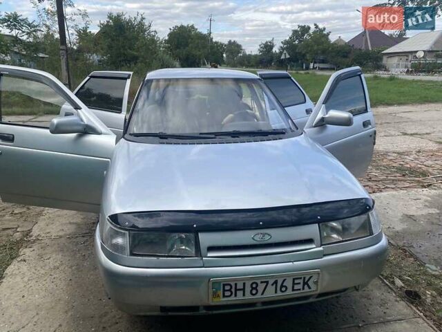 Серый ВАЗ 2110, объемом двигателя 1.5 л и пробегом 257 тыс. км за 1900 $, фото 1 на Automoto.ua