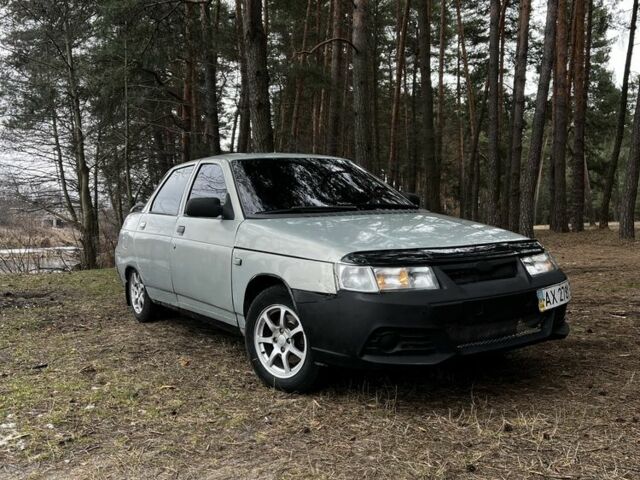 Серый ВАЗ 2110, объемом двигателя 1.5 л и пробегом 30 тыс. км за 1350 $, фото 1 на Automoto.ua