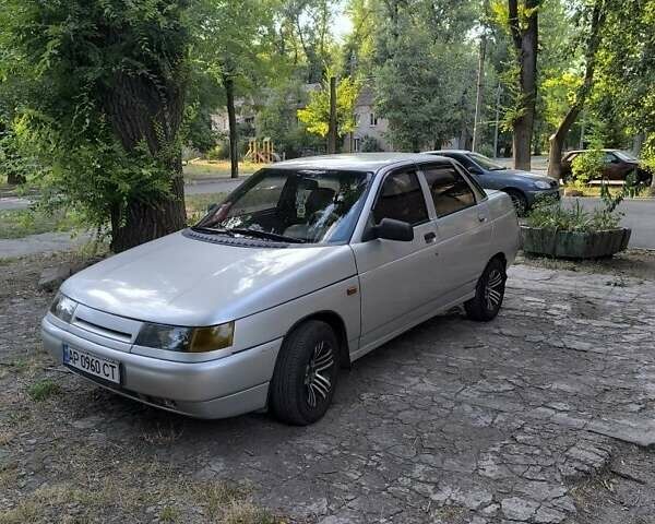 Серый ВАЗ 2110, объемом двигателя 1.5 л и пробегом 400 тыс. км за 1750 $, фото 1 на Automoto.ua