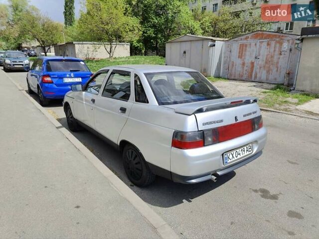 Серый ВАЗ 2110, объемом двигателя 1.5 л и пробегом 207 тыс. км за 1799 $, фото 1 на Automoto.ua
