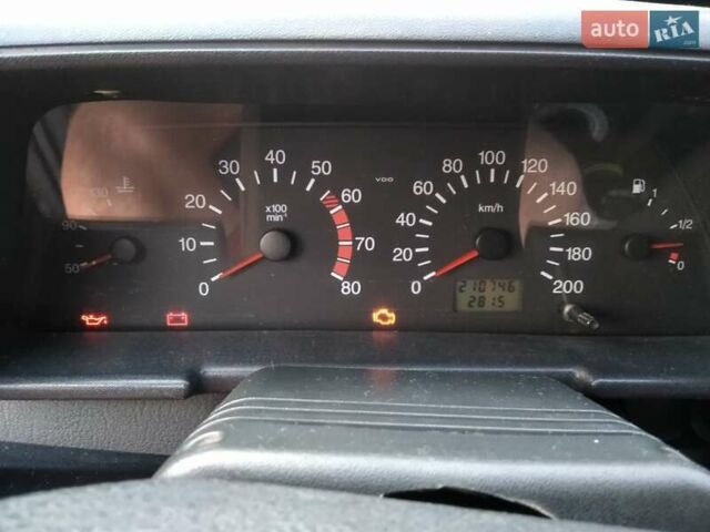 Серый ВАЗ 2110, объемом двигателя 1.5 л и пробегом 210 тыс. км за 1600 $, фото 1 на Automoto.ua