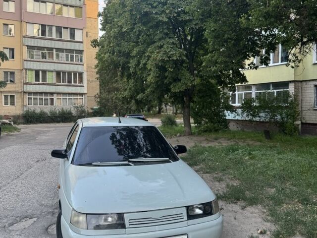 Серый ВАЗ 2110, объемом двигателя 1.6 л и пробегом 300 тыс. км за 605 $, фото 1 на Automoto.ua