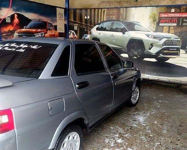 Сірий ВАЗ 2110, об'ємом двигуна 1.5 л та пробігом 270 тис. км за 2000 $, фото 1 на Automoto.ua