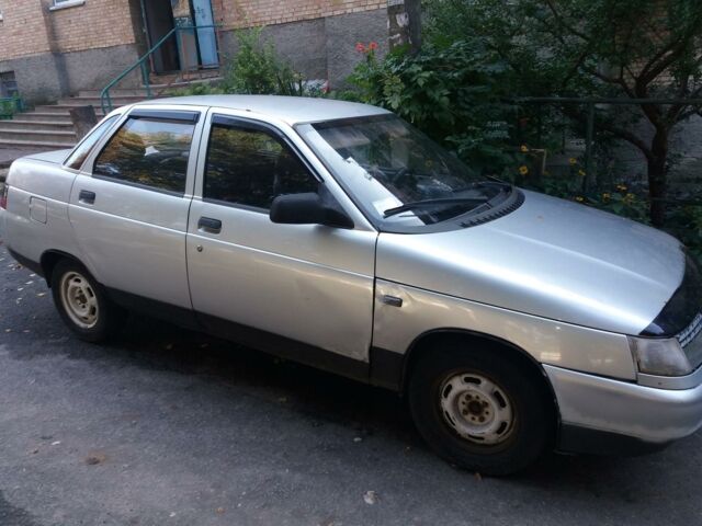 Сірий ВАЗ 2110, об'ємом двигуна 1.5 л та пробігом 247 тис. км за 2000 $, фото 1 на Automoto.ua