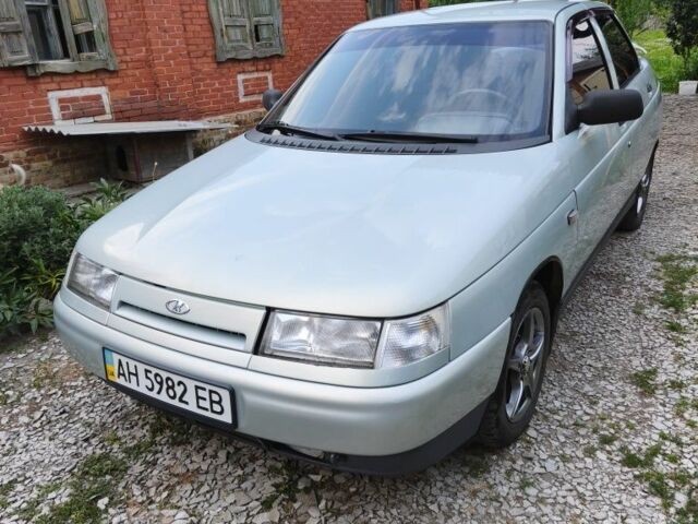 Серый ВАЗ 2110, объемом двигателя 0 л и пробегом 118 тыс. км за 1990 $, фото 1 на Automoto.ua