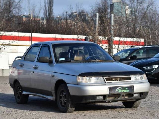 Серый ВАЗ 2110, объемом двигателя 1.5 л и пробегом 226 тыс. км за 1700 $, фото 1 на Automoto.ua