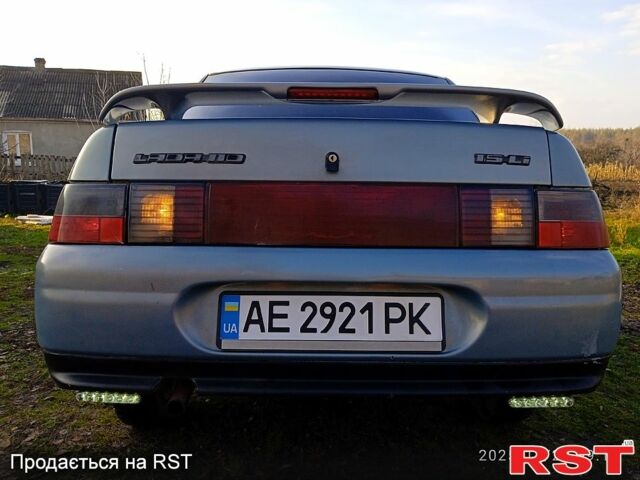 Серый ВАЗ 2110, объемом двигателя 1.5 л и пробегом 340 тыс. км за 2000 $, фото 1 на Automoto.ua