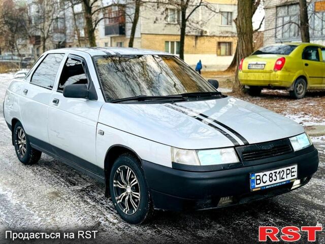 Серый ВАЗ 2110, объемом двигателя 1.5 л и пробегом 190 тыс. км за 1350 $, фото 1 на Automoto.ua