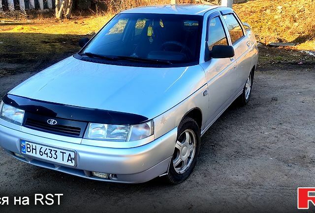 Серый ВАЗ 2110, объемом двигателя 1.5 л и пробегом 321 тыс. км за 2100 $, фото 1 на Automoto.ua