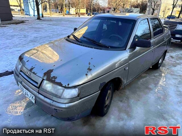 Серый ВАЗ 2110, объемом двигателя 1.6 л и пробегом 261 тыс. км за 700 $, фото 1 на Automoto.ua